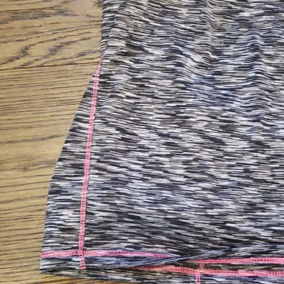 Reebok RBX Tank  Medium - Picture 2 of 6